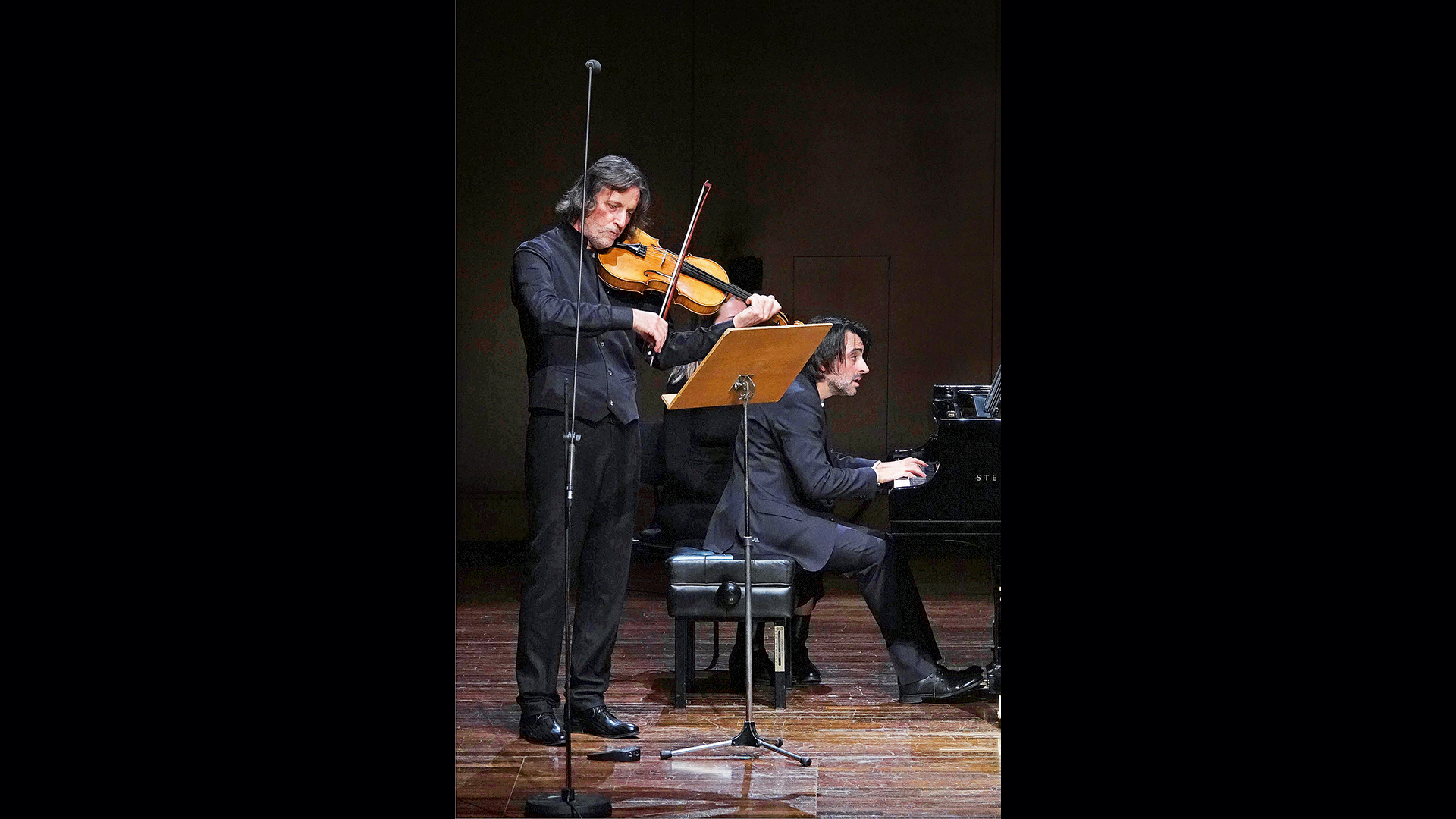 υπό-το-σεληνόφως-για-βιόλα-και-πιάνο-563988028