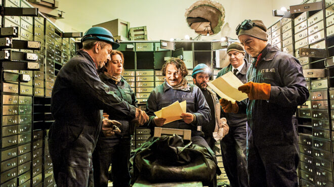 home-cinema-το-ριφιφί-του-αιώνα-στις-οθόνες-563988037