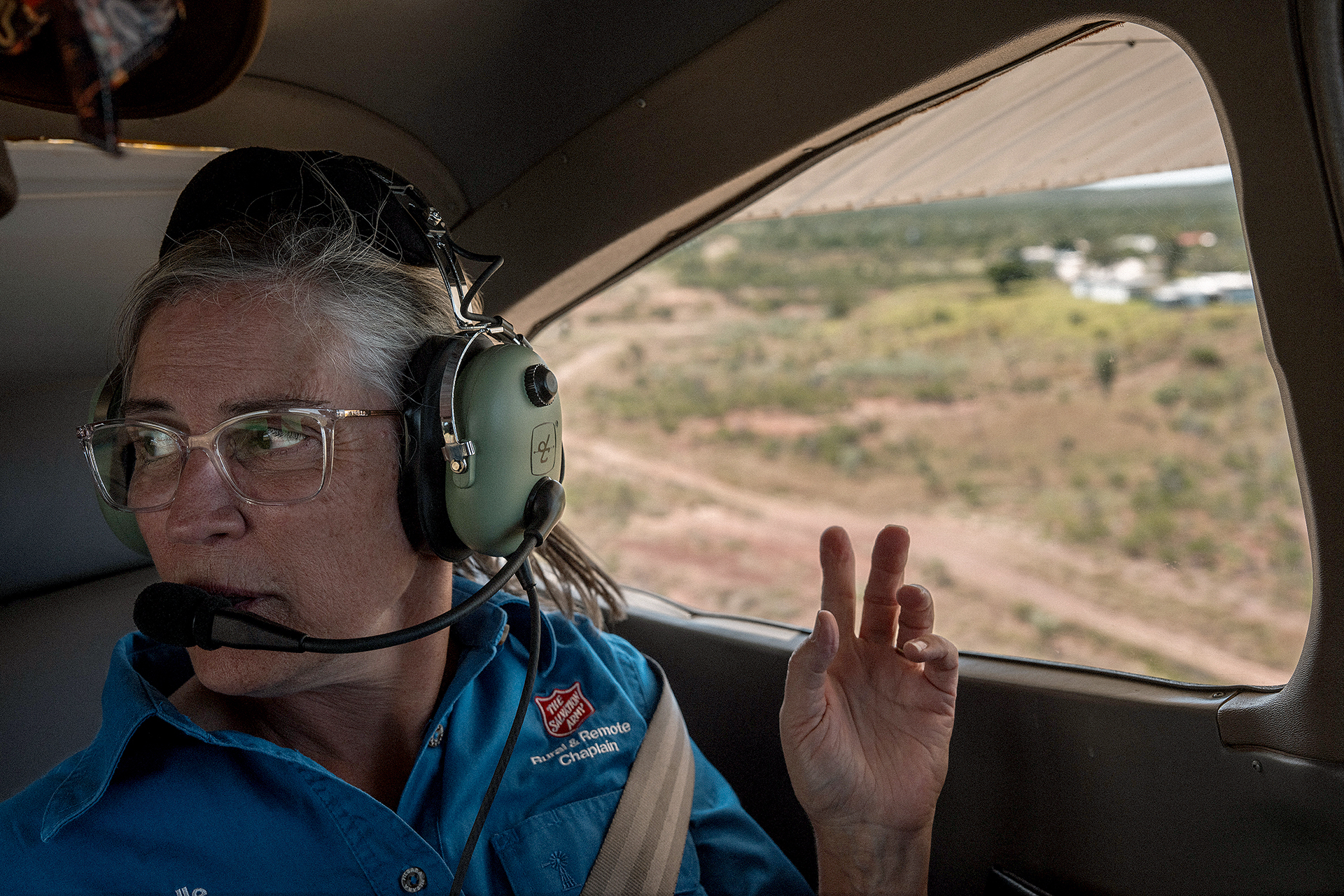 Γιατί οι ιερείς στην Αυστραλία έχουν δίπλωμα πιλότου-1