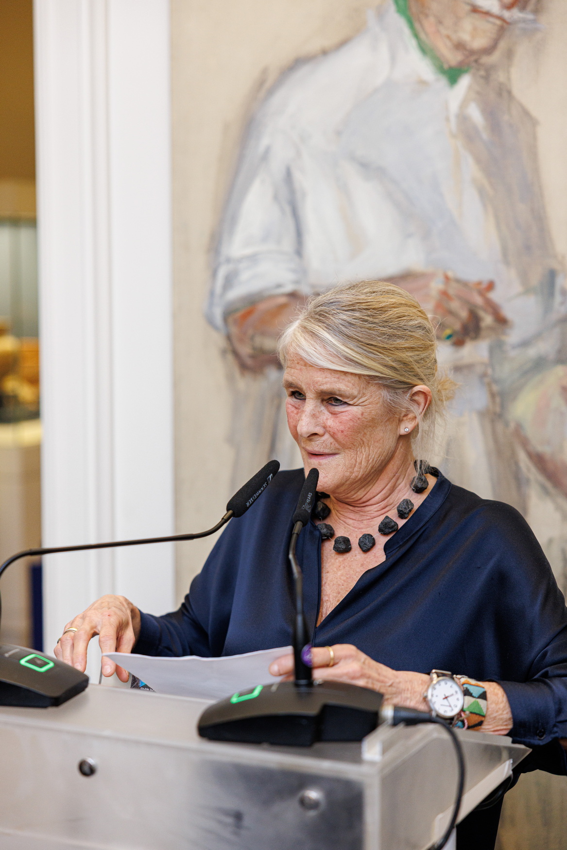 Ο κεραμικός πλούτος της Ελένης Βερναδάκη στο γκαλά του Μουσείου Μπενάκη-3