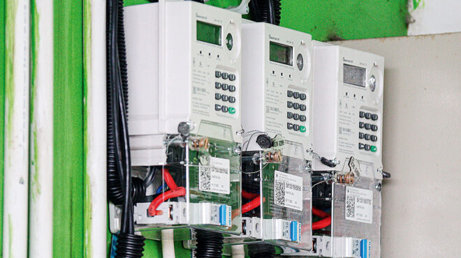 ηλεκτροσόκ-σε-νοικοκυριά-και-επιχε-563956642