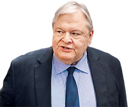 Η σεμνοτυφία είναι περιττή-1