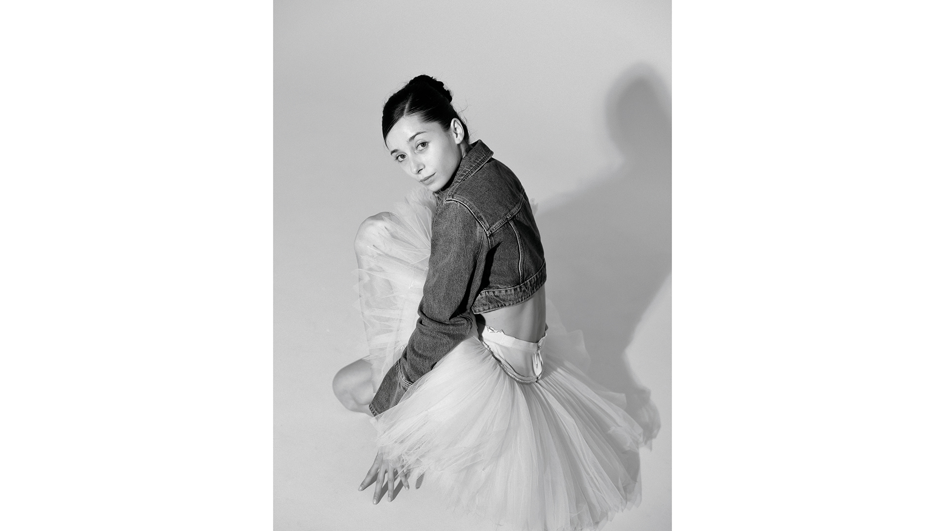 ελίζαμπετ-τόνεφ-το-νέο-αστέρι-του-μπαλ-563973913