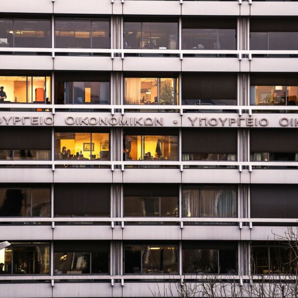 από-την-κανονικότητα-στη-διεθνή-ανταγ-563994580