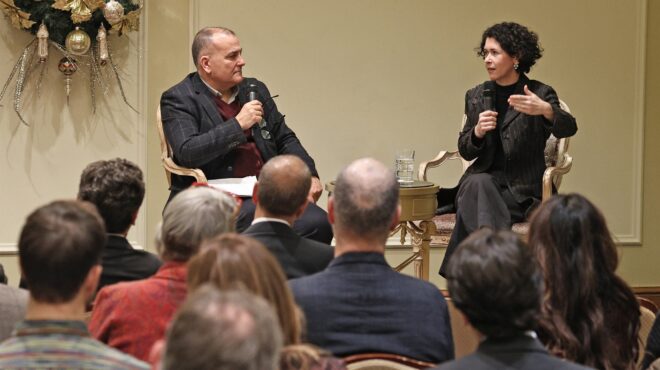 η-λεπτή-γραμμή-ανάμεσα-στη-βία-και-στη-σ-563953861