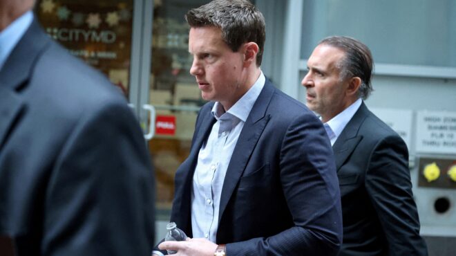 netflix-warner-bros-οι-συνέπειες-ενός-αταίριαστου-563965657