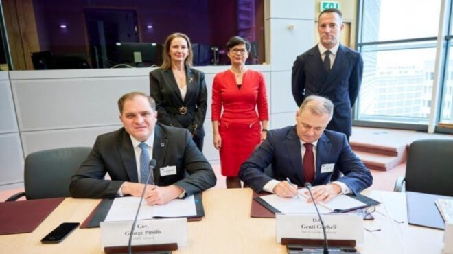 υπεγράφη-συμφωνία-ελλάδας-αλβανίας-563983426