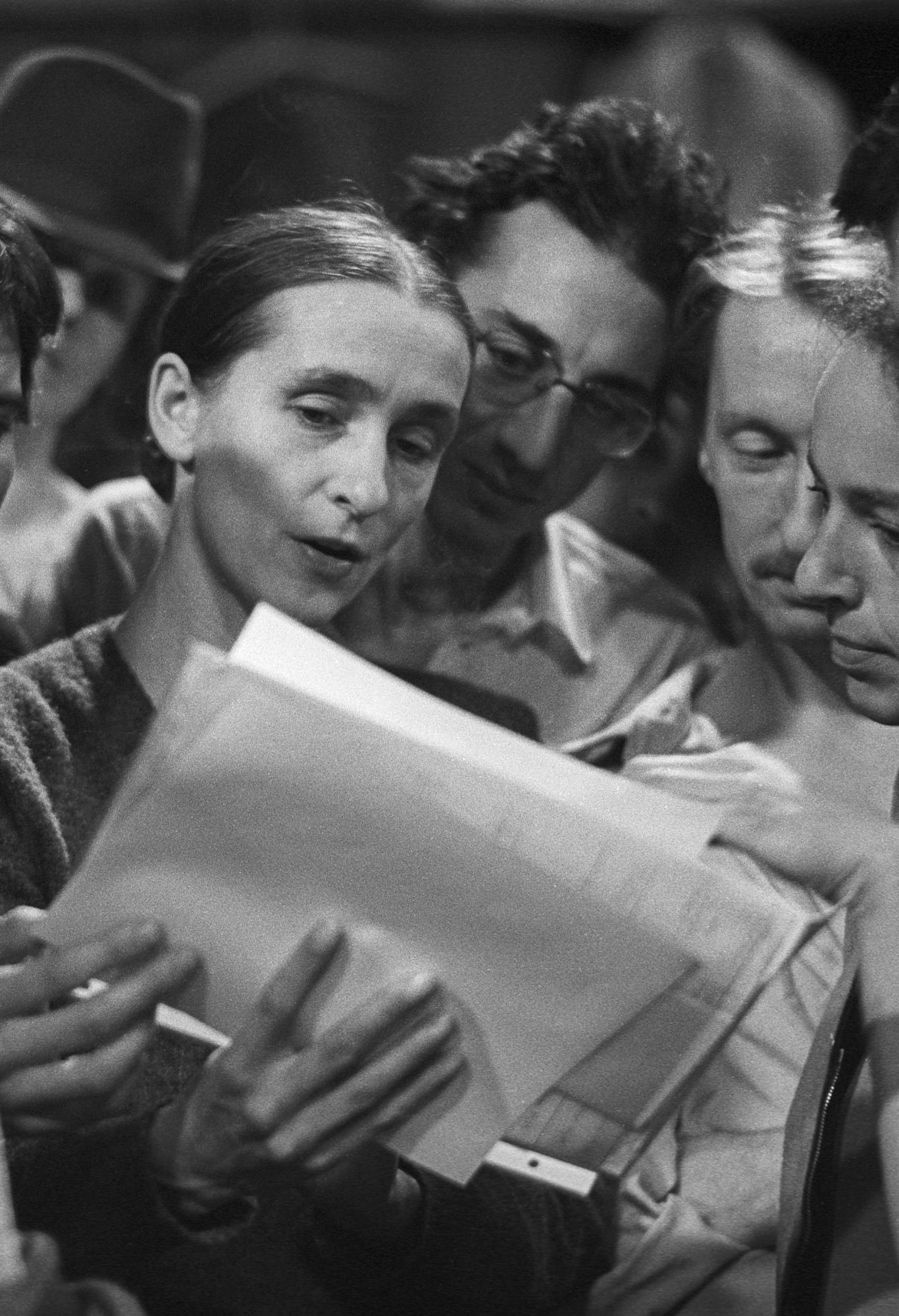 Σάλομον Μπάους: Μια αυλή συναναστροφών-2