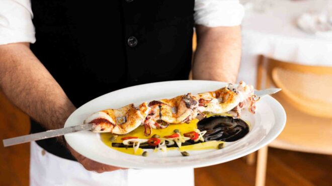 τραβόλτα-εδώ-το-καλαμάρι-γίνεται-κοντ-563952952