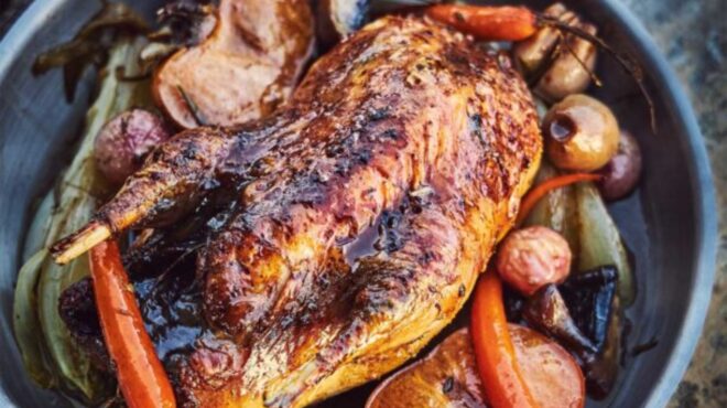 φασιανός-ψητός-με-λωτούς-βολβούς-και-λ-563989216