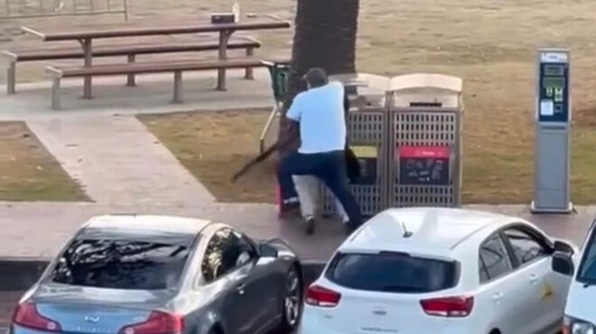 μακελειό-στο-σίδνεϊ-η-στιγμή-που-πολίτ-563975815