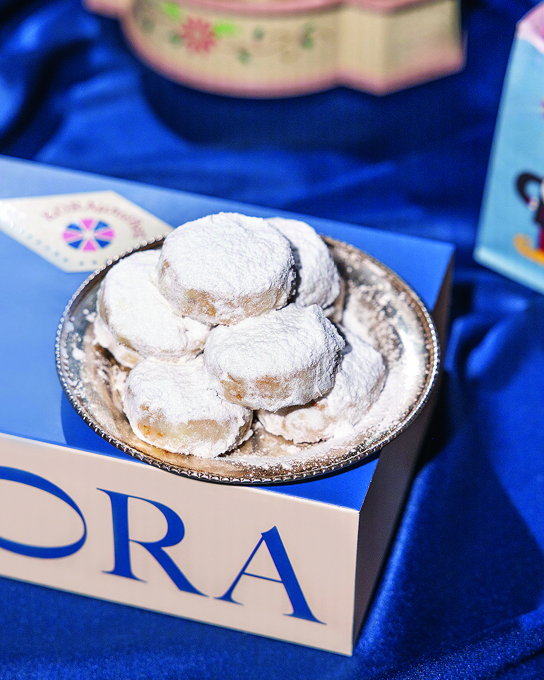 Τα καλύτερα γλυκά των γιορτών (εκτός από κουραμπιέδες και μελομακάρονα)-3