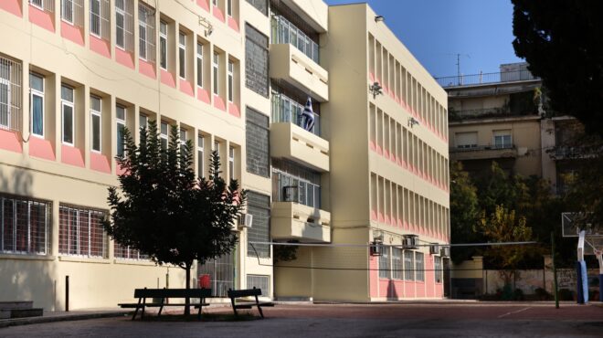 κυψέλη-αντιδρούν-γονείς-και-μαθητές-γ-563980888