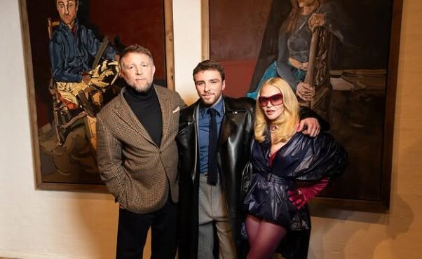 η-μαντόνα-και-ο-γκάι-ρίτσι-συναντήθηκα-563978401