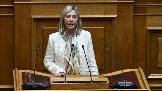 βουλή-αρση-ασυλίας-για-τη-ζέττα-μακρή-563970208