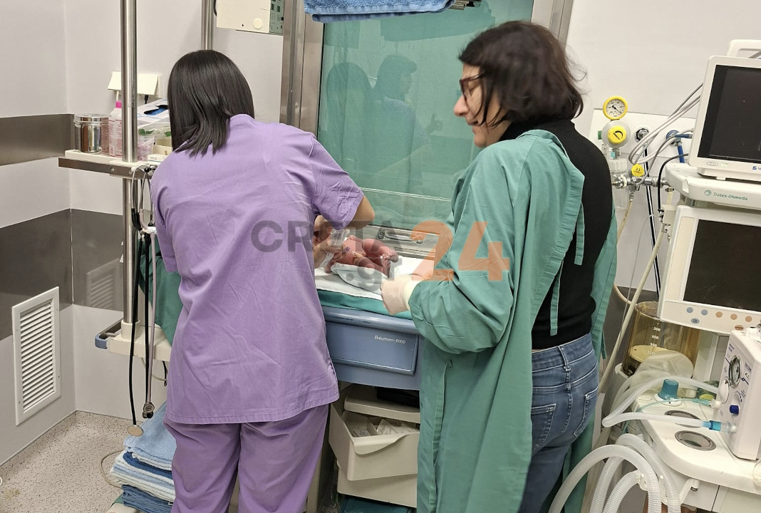 Ηράκλειο: Γεννητούρια… καθ’ οδόν – Στη θέση του συνοδηγού ήρθε στον κόσμο το βιαστικό μωρό-1