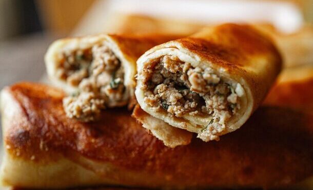 κρέπες-γεμιστές-με-κιμά-αρμένικες-ν-563969590