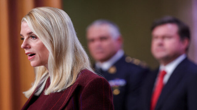 το-fbi-απέτρεψε-βομβιστική-επίθεση-στο-λ-563977147