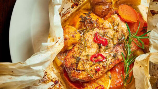 πάπια-στη-λαδόκολλα-με-κάστανα-κονιάκ-563965909