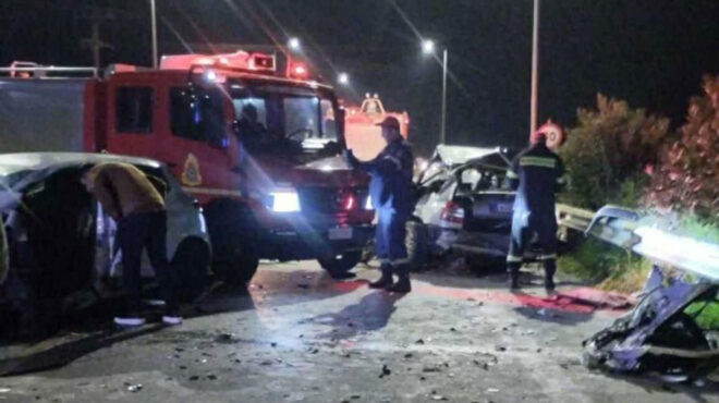 ενας-16χρονος-νεκρός-και-τέσσερις-τραυμ-563994370