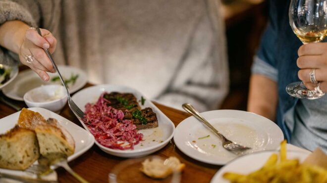 μετά-το-θέατρο-8-μαγαζιά-για-καλό-φαγητ-563975875