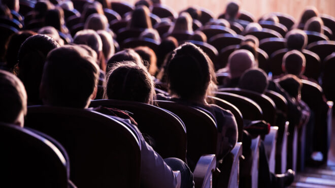 netflix-warner-bros-οι-συνέπειες-ενός-αταίριαστου-563966710