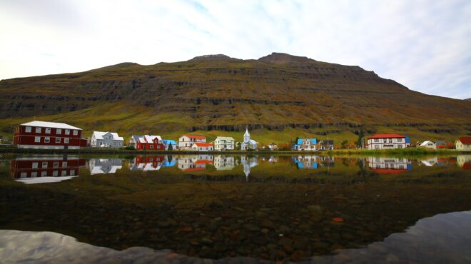 χριστούγεννα-με-198-βαθμούς-στην-ισλανδ-564001606