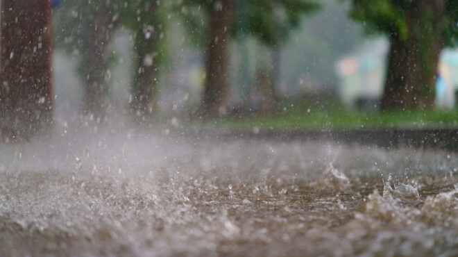 ισχυρές-καταιγίδες-απειλούν-το-ντουμ-563983582