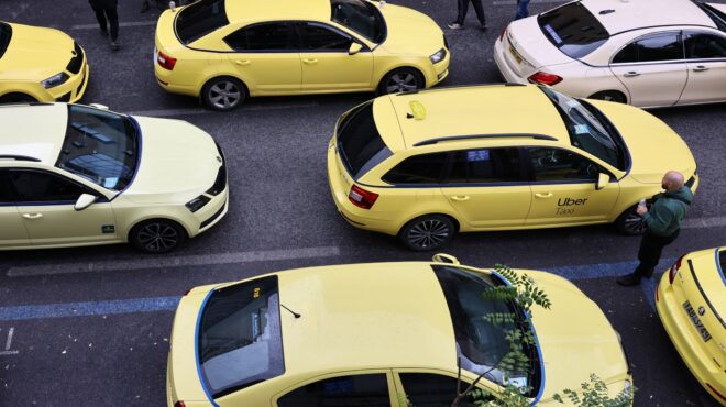 κανονικά-τα-ταξί-στην-αττική-την-παρασ-563957731