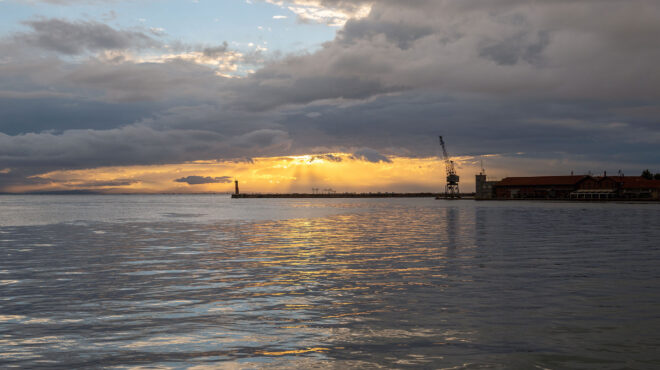 θεσσαλονίκη-εντοπίστηκε-στο-λιμάνι-ο-563992927