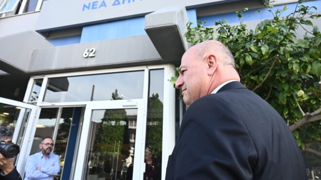 υψηλοί-τόνοι-στην-ενημέρωση-τσιάρα-σε-563968444