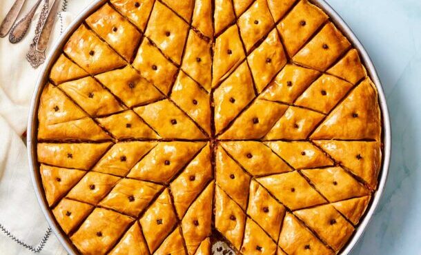 βασιλόπιτα-μπακλαβάς-με-προζυμένιο-φ-563997178