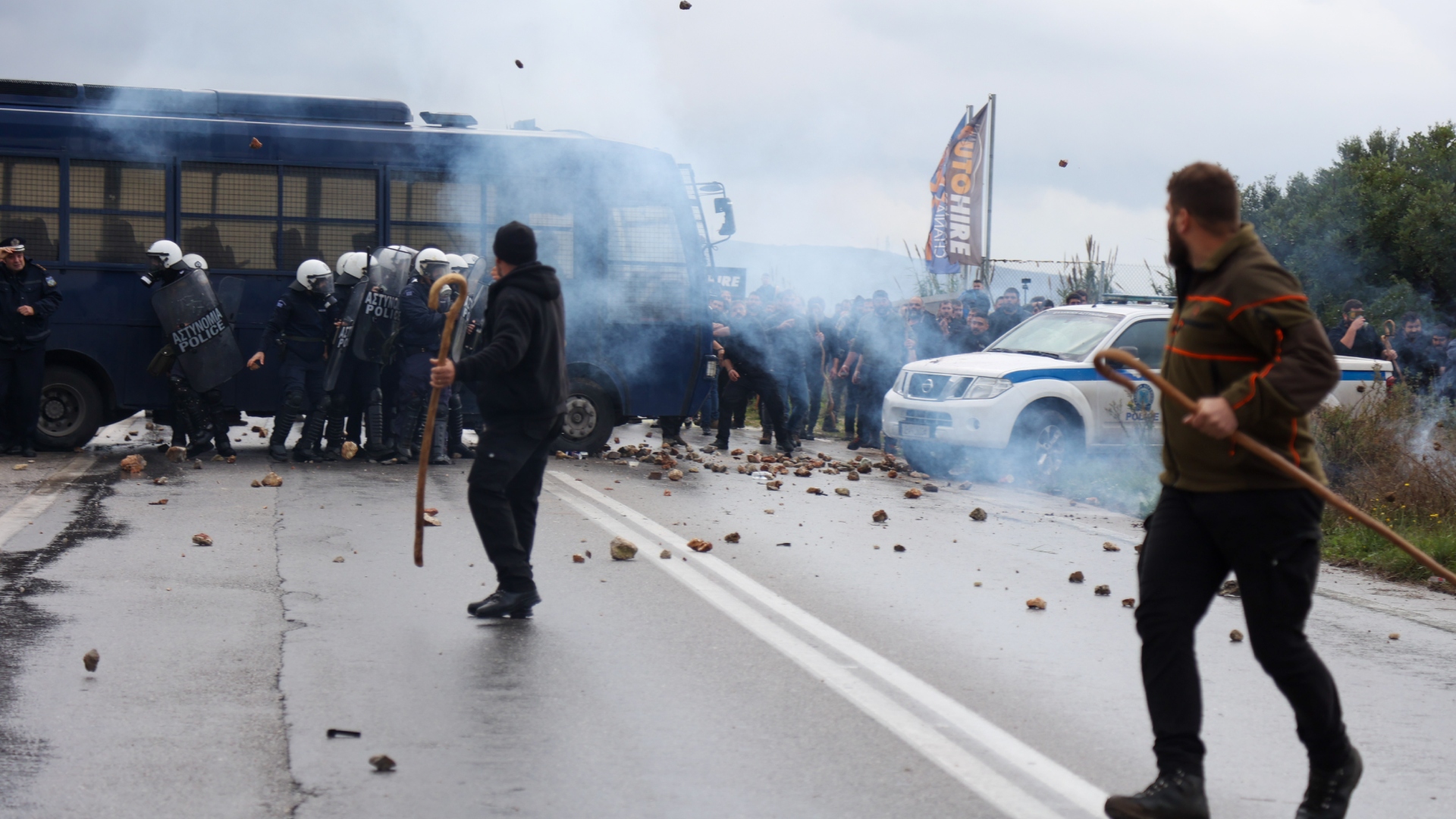 Επεισόδια στα Χανιά: Ταυτοποιήθηκαν τουλάχιστον 15 άτομα – Με βαρύ παρελθόν και ποινές φυλάκισης-2
