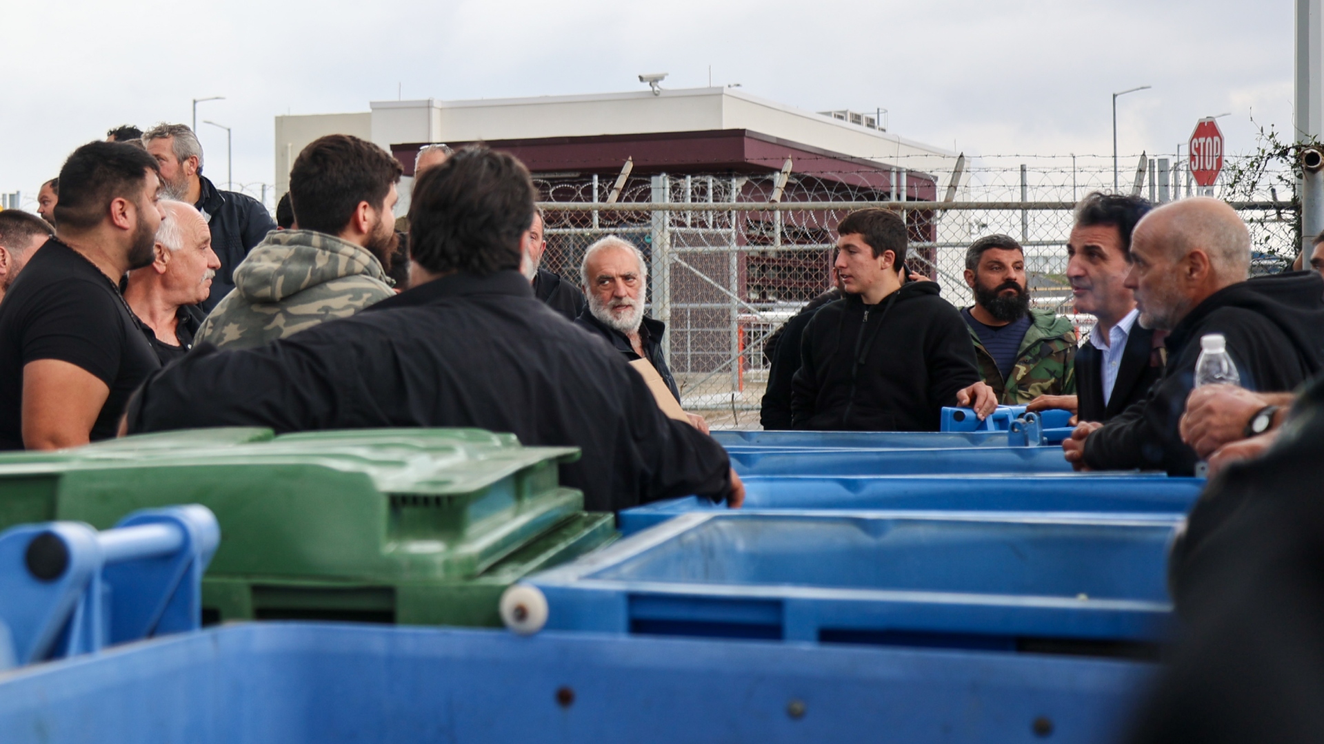 Επεισόδια στα Χανιά: Ταυτοποιήθηκαν τουλάχιστον 15 άτομα – Με βαρύ παρελθόν και ποινές φυλάκισης-3