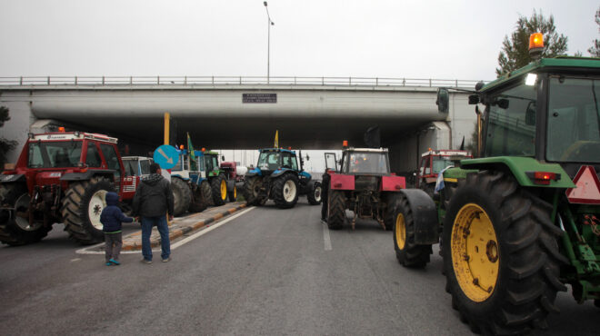 λάρισα-αγρότες-του-μπλόκου-της-νίκαια-564019156