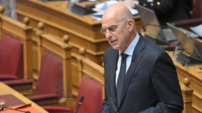 δένδιας-για-στρατιωτικούς-δεν-θα-υπάρ-564011470