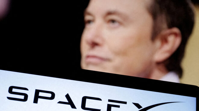 ιράν-η-spacex-του-μασκ-προσφέρει-δωρεάν-σύνδ-564019651