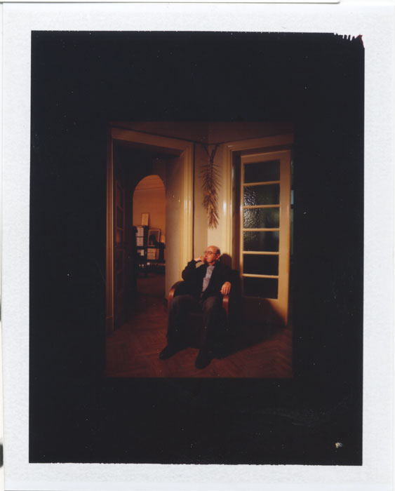 Ο Θόδωρος Αγγελόπουλος σε 15 σπάνια φωτογραφικά κλικ-14