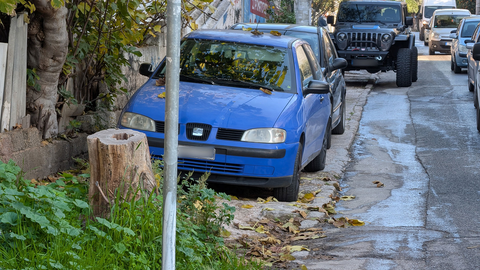 Πεζοί χωρίς πεζοδρόμια: Εξόριστοι στην κεντρική λεωφόρο -7