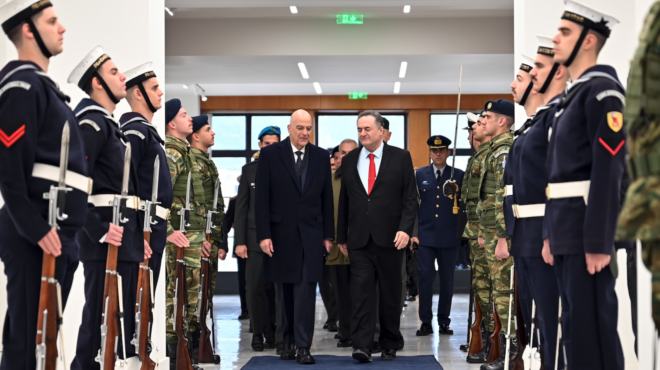 συνάντηση-δένδια-κατζ-η-αμυντική-συ-564031654