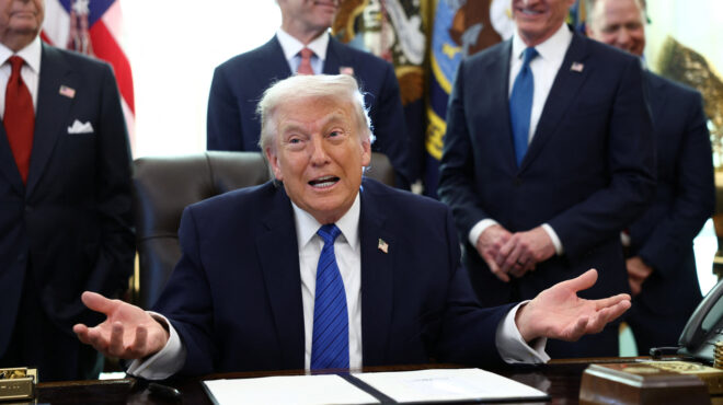 ο-τραμπ-σχεδιάζει-αγώνα-αυτοκινήτων-σ-564052387