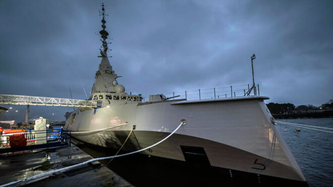 σε-ελληνικές-θάλασσες-η-φρεγάτα-κίμω-564021172