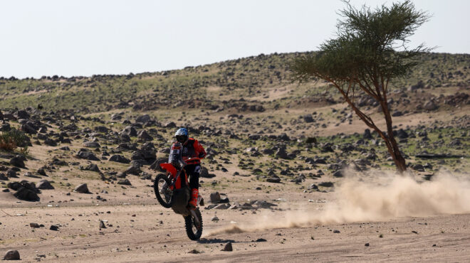 τιμονιά-στην-στροφή-του-θανάτου-564005428