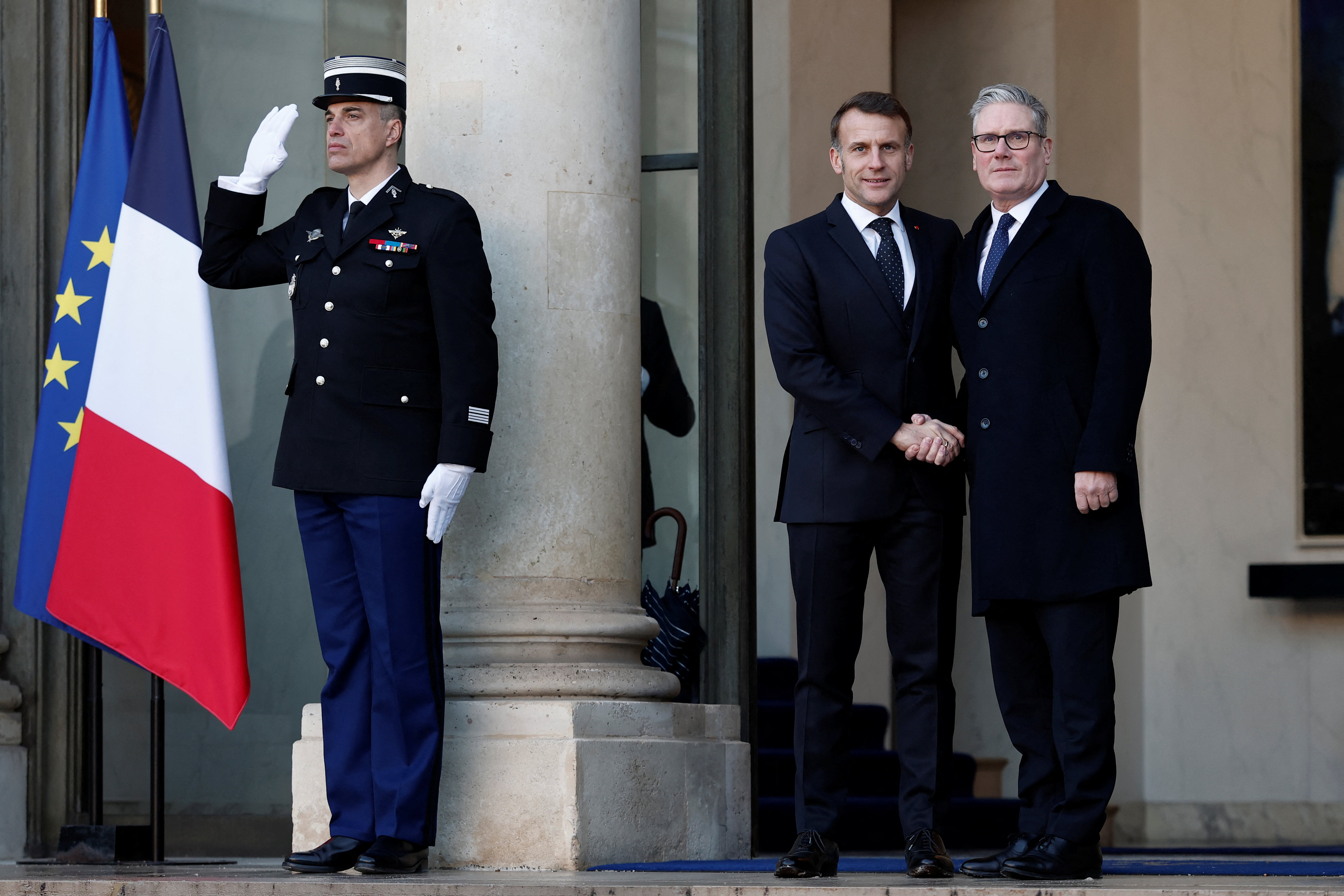 «Συμμαχία των Προθύμων»: Βρετανία και Γαλλία θα στείλουν στρατεύματα στην Ουκρανία μετά από εκεχειρία-1