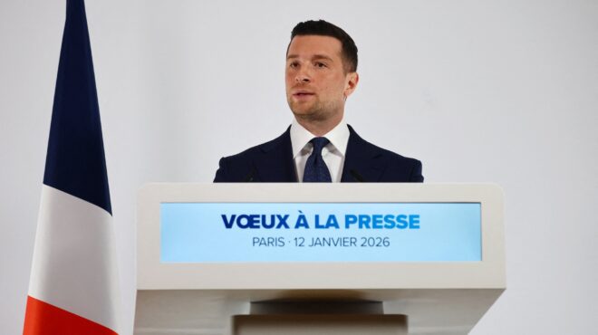 ο-μπαρντελά-αποκηρύσσει-τις-αυτοκρα-564018913