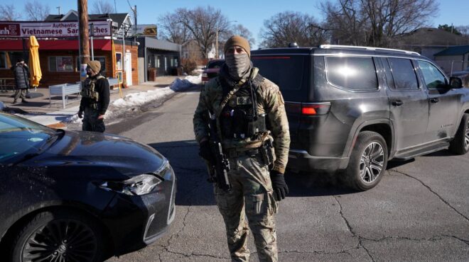 ηπα-διαδηλωτές-κατά-της-ice-έδιωξαν-ακρο-564028234