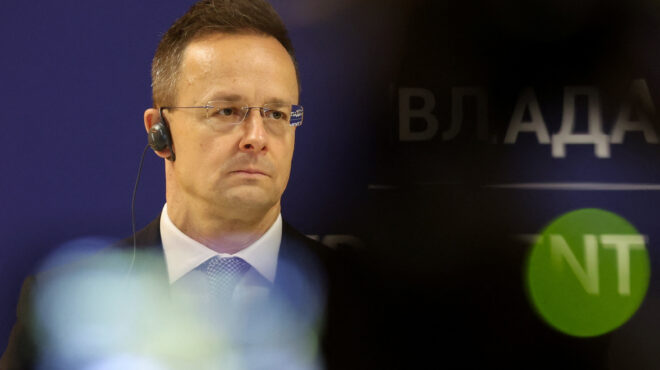 τη-διπλωματία-προκρίνει-η-ε-ε-στη-γροιλ-564029809