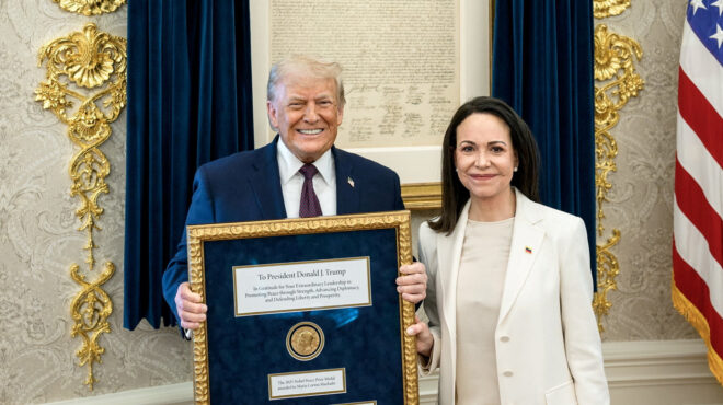 ο-τραμπ-παρέλαβε-το-νόμπελ-ειρήνης-α-564024367