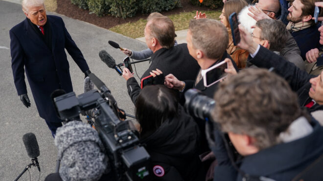 τραμπ-συζητάμε-με-το-νατο-για-τη-γροιλα-564025531