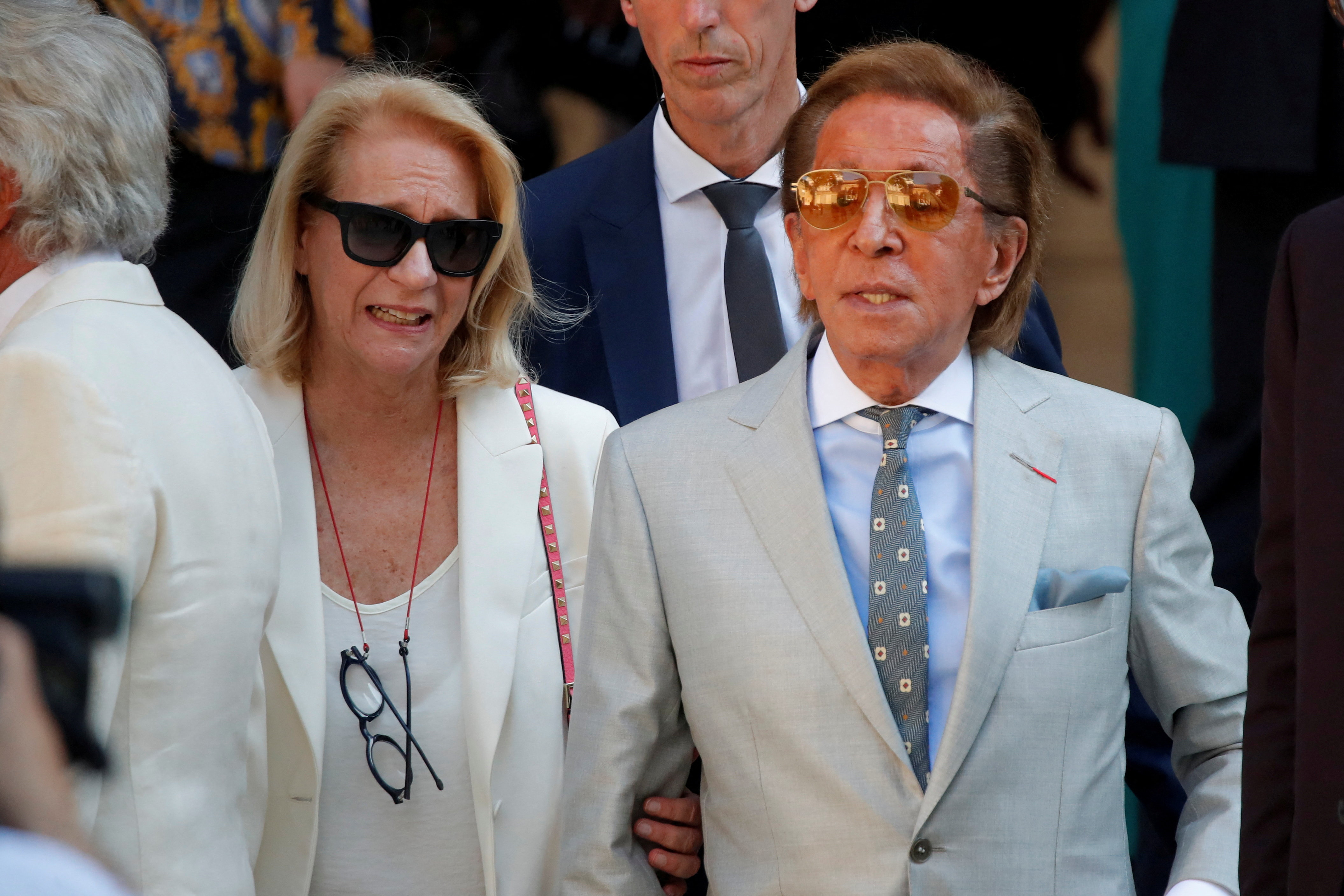 Βαλεντίνο: Το εμβληματικό «κόκκινο», η Τζάκι και η Σοφία Λόρεν-5